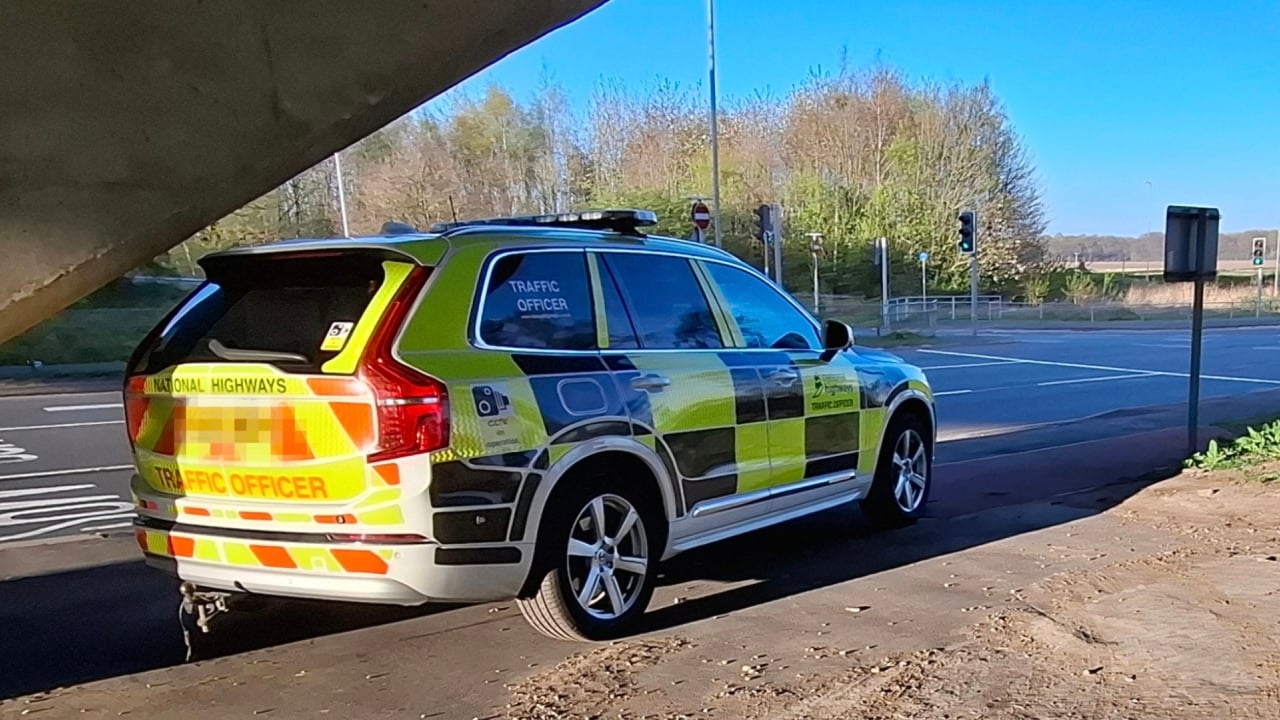 National_Highways_traffic_officer_patrol_vehicle