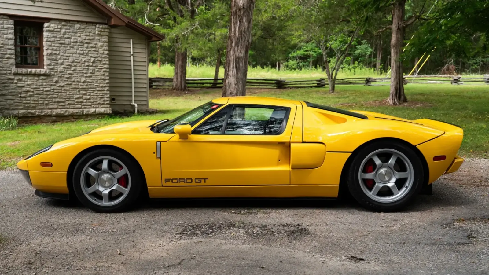 Rare Ford GT e1783939485178