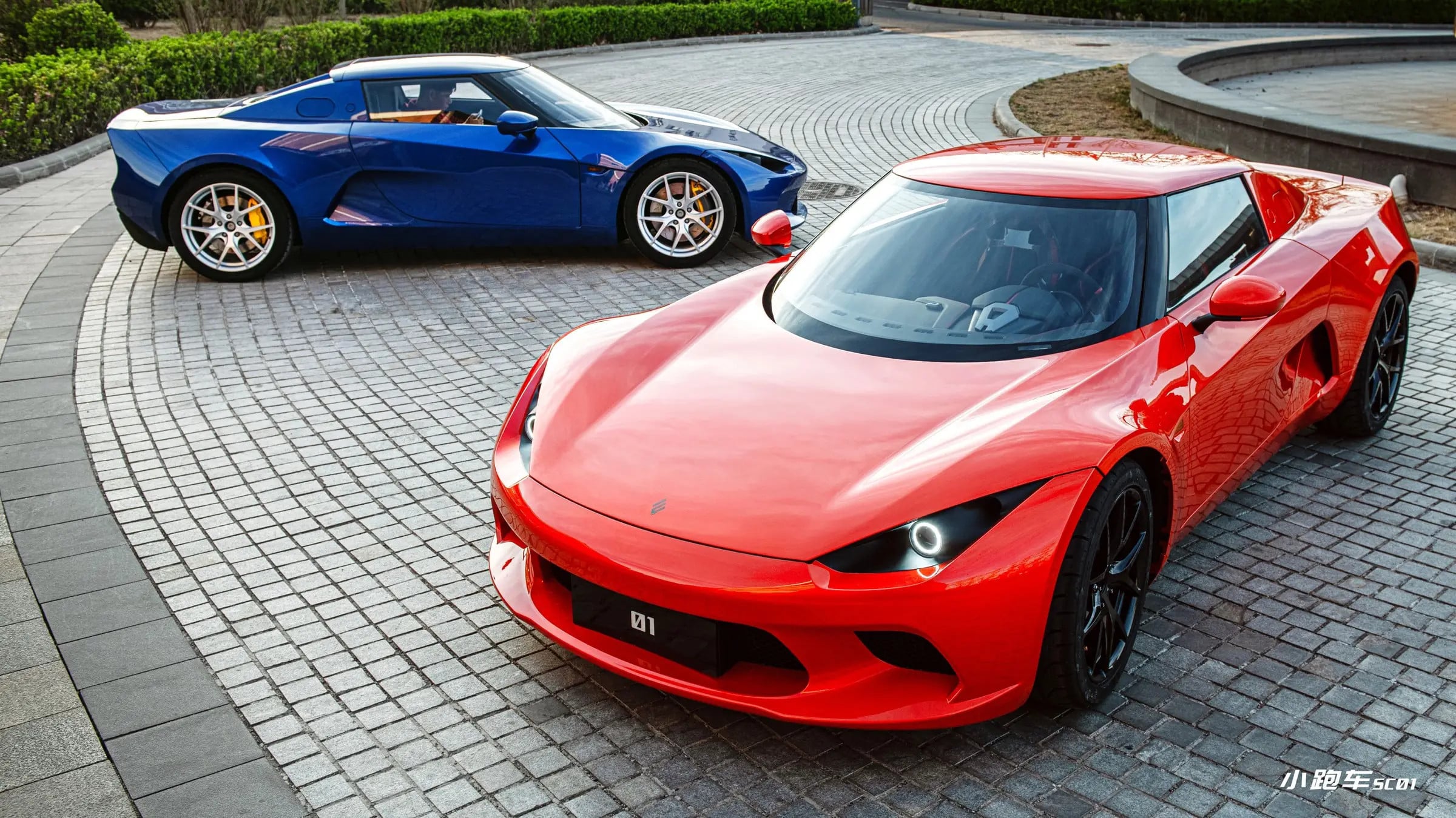 SC01 red and blue