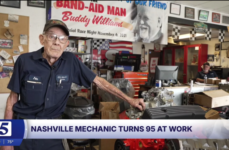 95-Year-Old Nashville Mechanic Still Builds High-Performance Engines Every Day