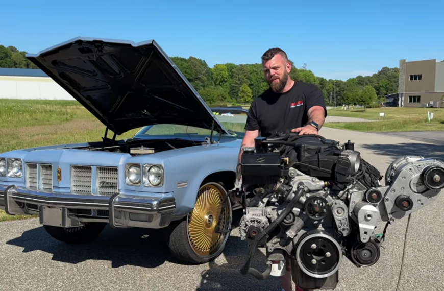 Man Drops A Procharged 6.4L Hemi In A 1975 Oldmobile Delta 88 Royale Rolling On 26″ Rims