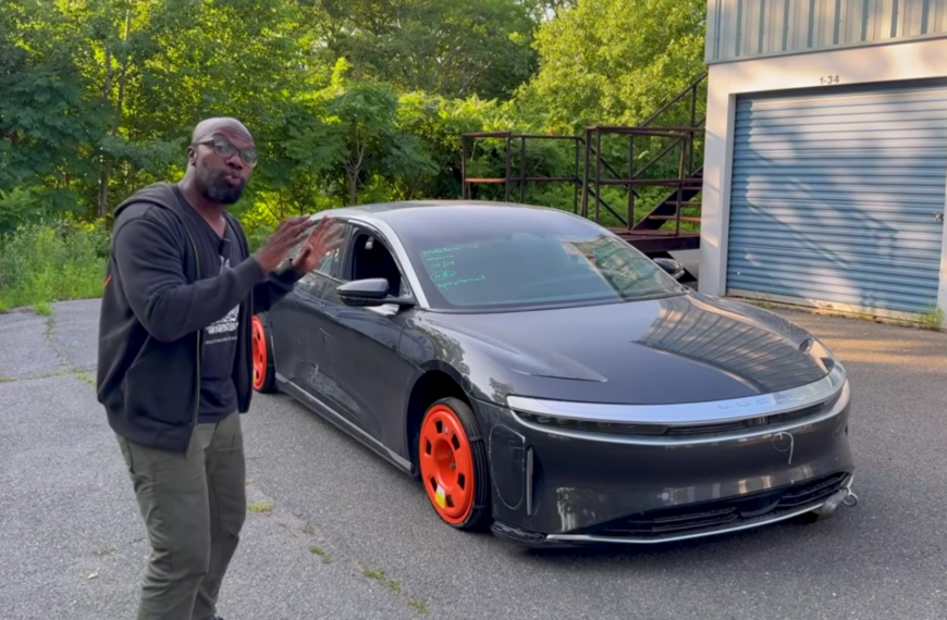 Man Buys a $140,000 Lucid Air for Just $4,100 and Sets Out to Discover If It’s Worth Saving