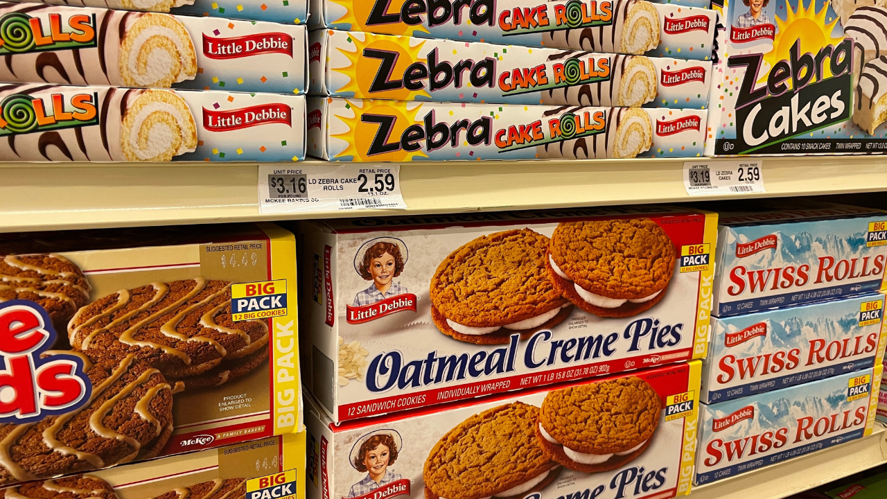 little debbie's on shelf