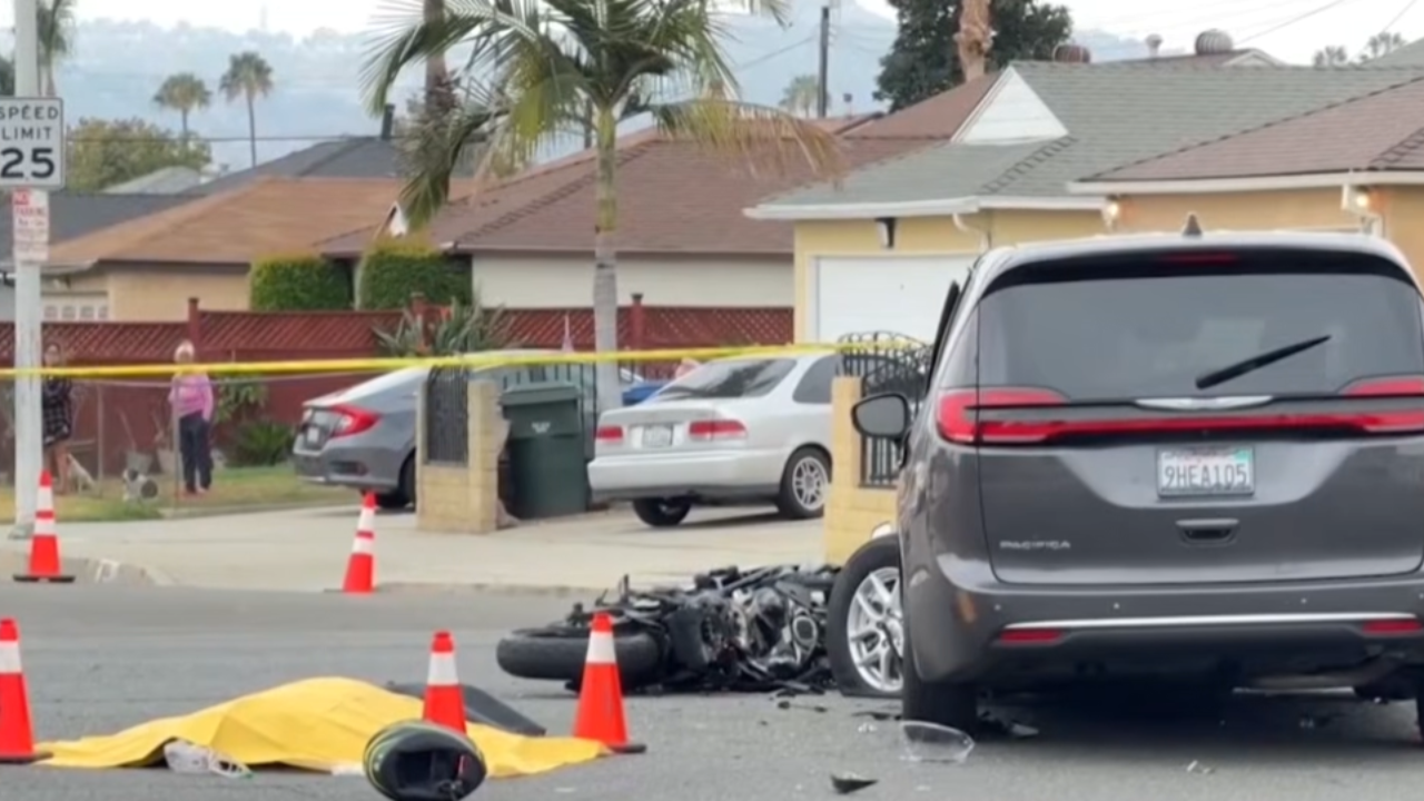 motorcycle gets hit by undercover van