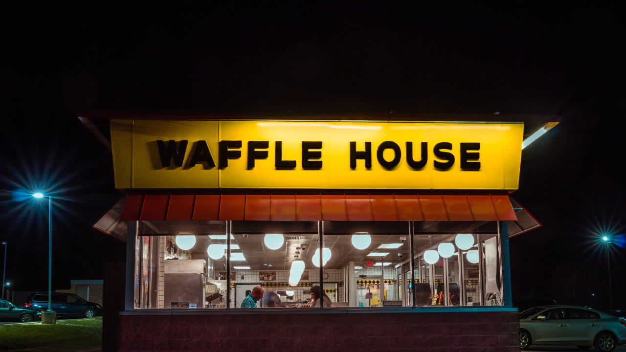 waffle house outside at night