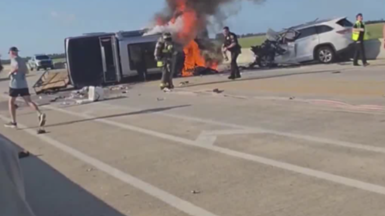 teens saved from fire on highway