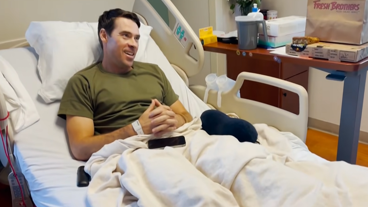 man loses legs saving daughter