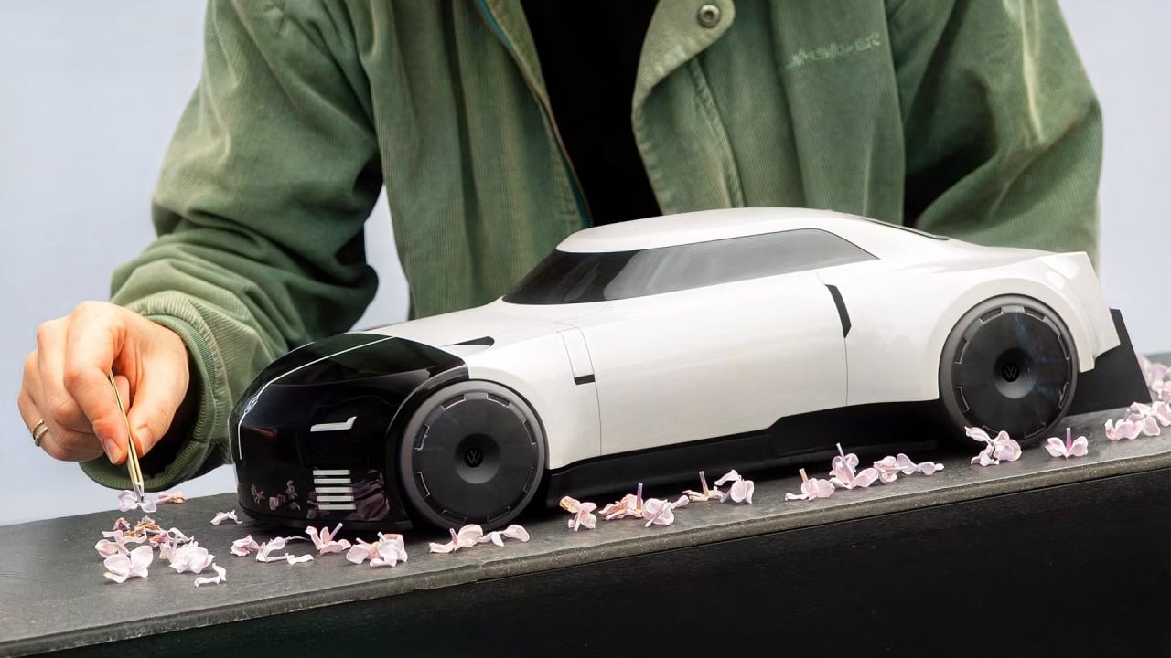 Volkswagen ID DINT T14 Concept Side View