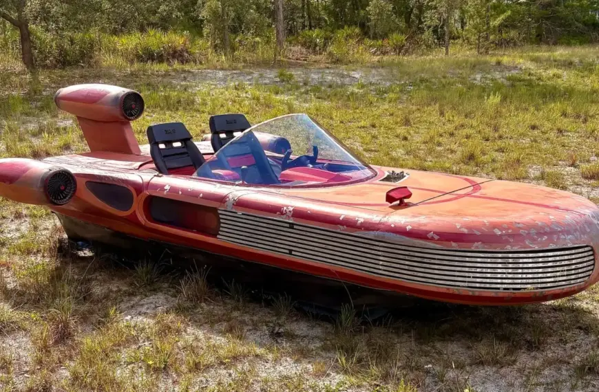 Star Wars X-34 Landspeeder Is Probably The Coolest Golf Cart Ever Created