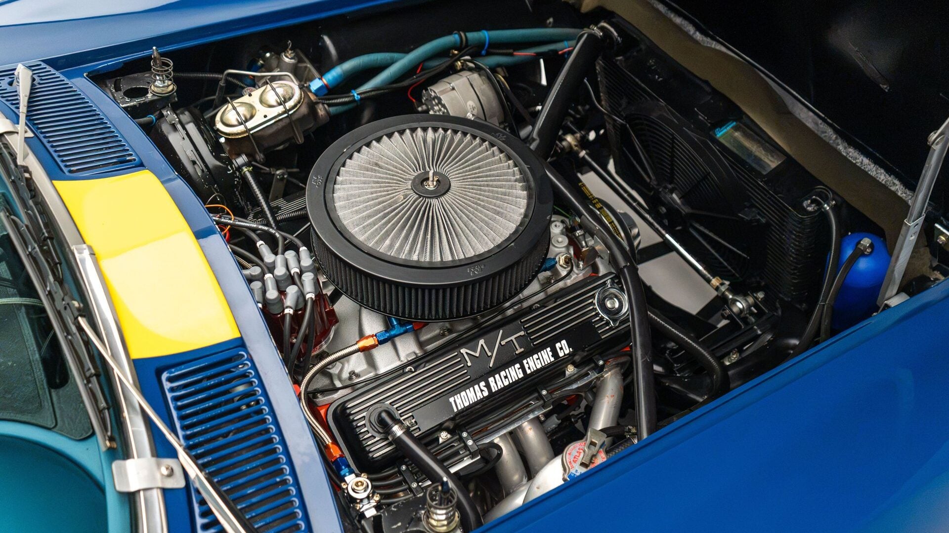 1965 chevrolet corvette race car 2 e1786788902709