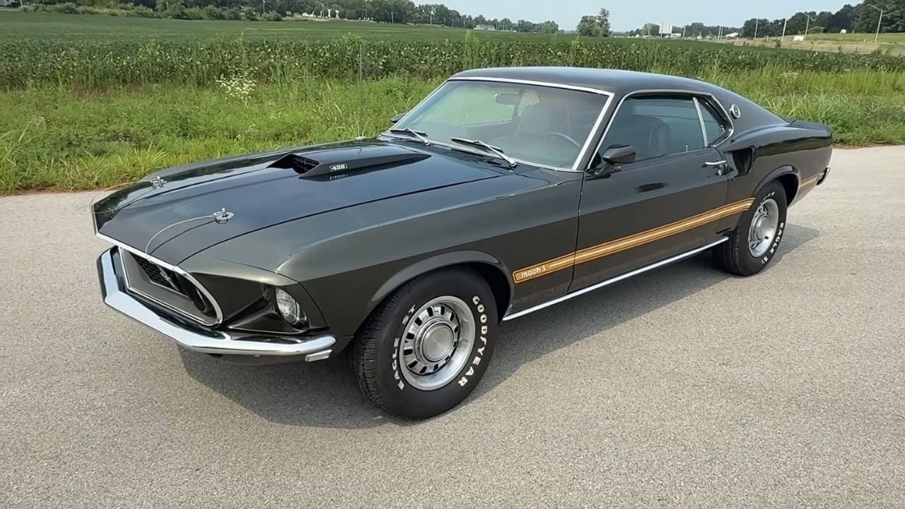 1969 Ford Mustang Mach 1 Cobra Jet Front