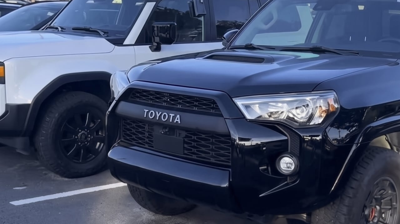 2022 Toyota 4Runner Full View V2