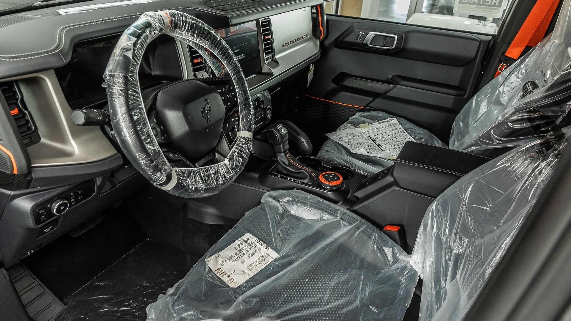 2023 ford bronco raptor 1 e1788011108341