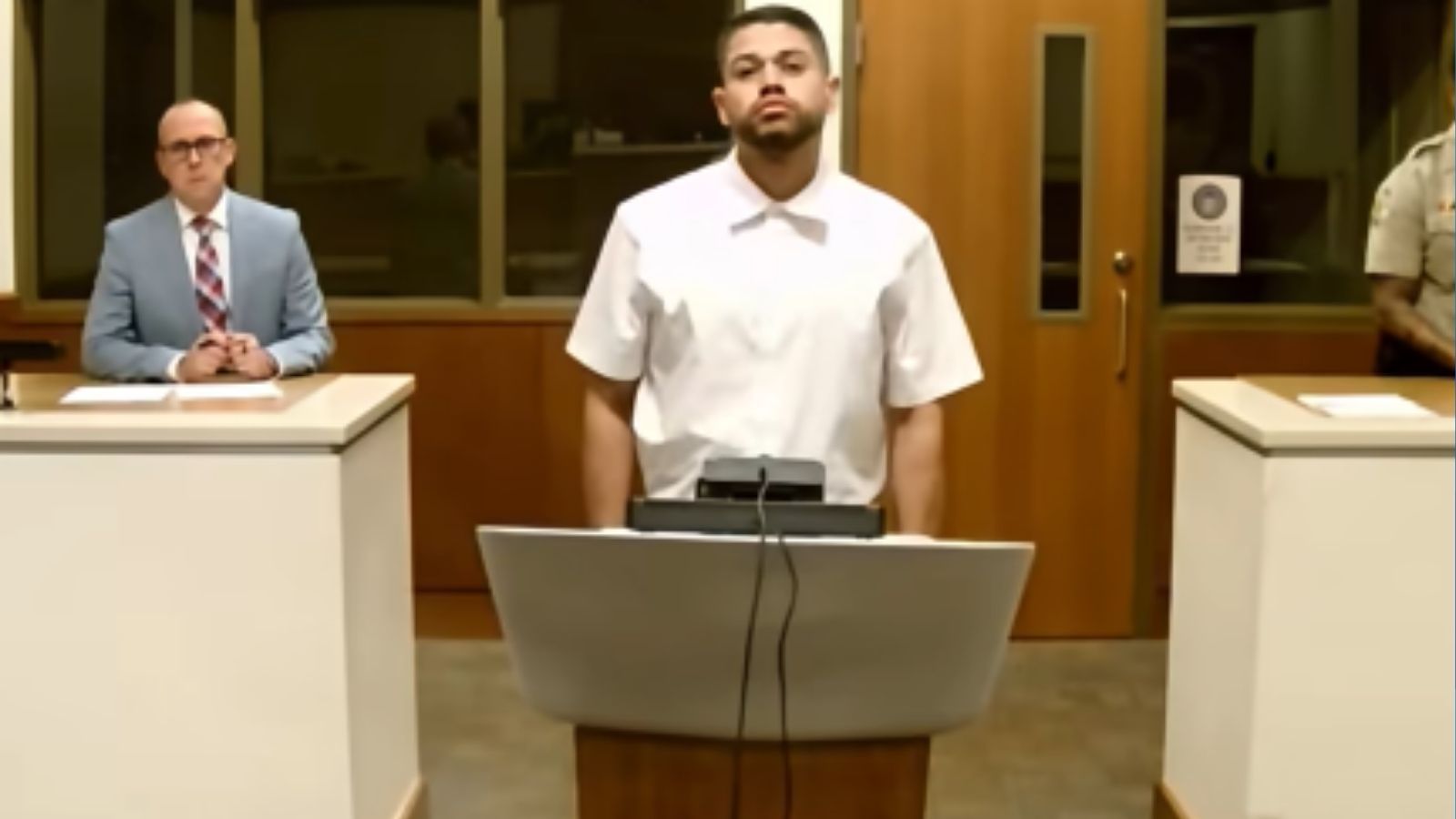 Arizona Traffic Stop Turns Into Criminal Investigation as 2 Phoenix Officers Are Arrested