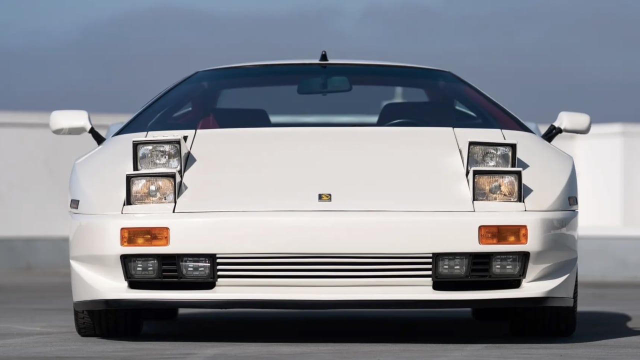 Cizeta-Moroder V16T Front View