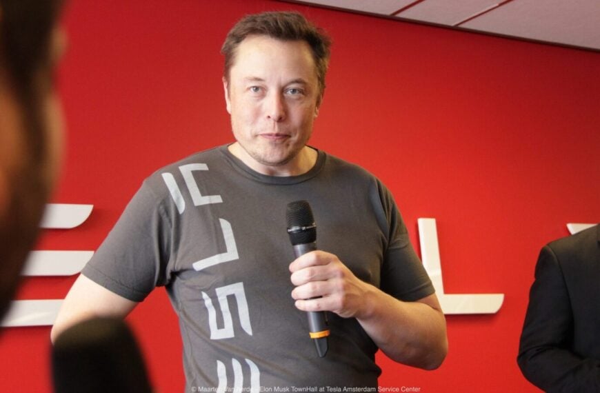Elon Musk Gets A Tesla Worker’s Annual Pay Every 4.23 Seconds