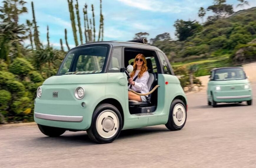 Fiat Topolino Front Quarter Beach