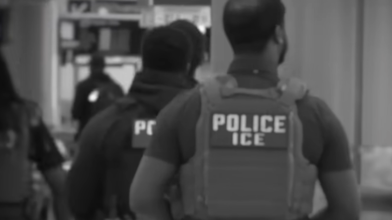 ice agents in atlanta airport