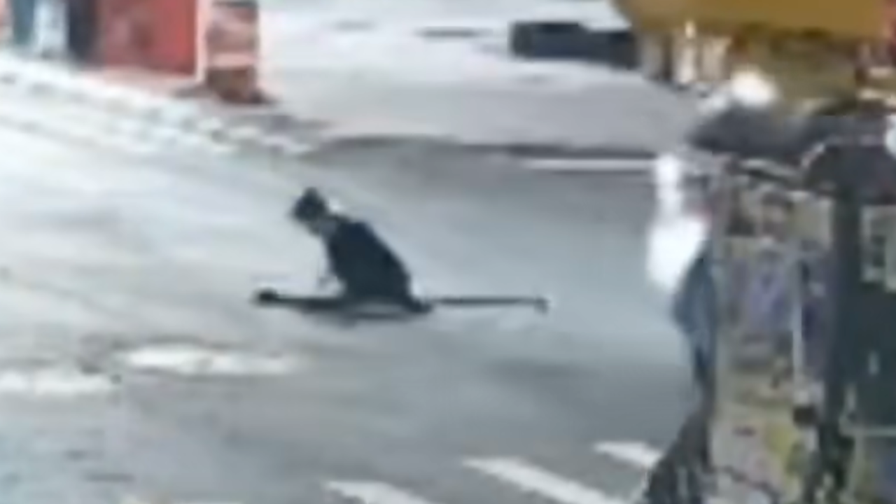 men coming out of nyc sewer