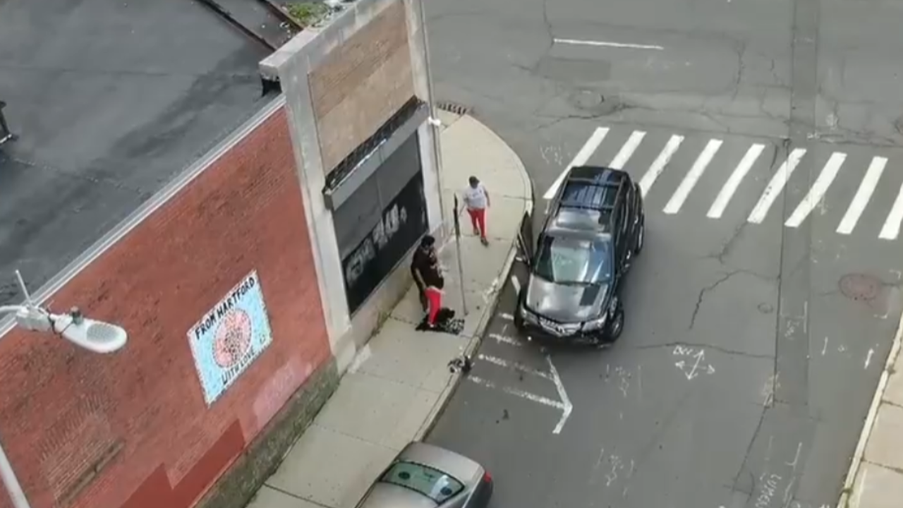 woman steals clothes