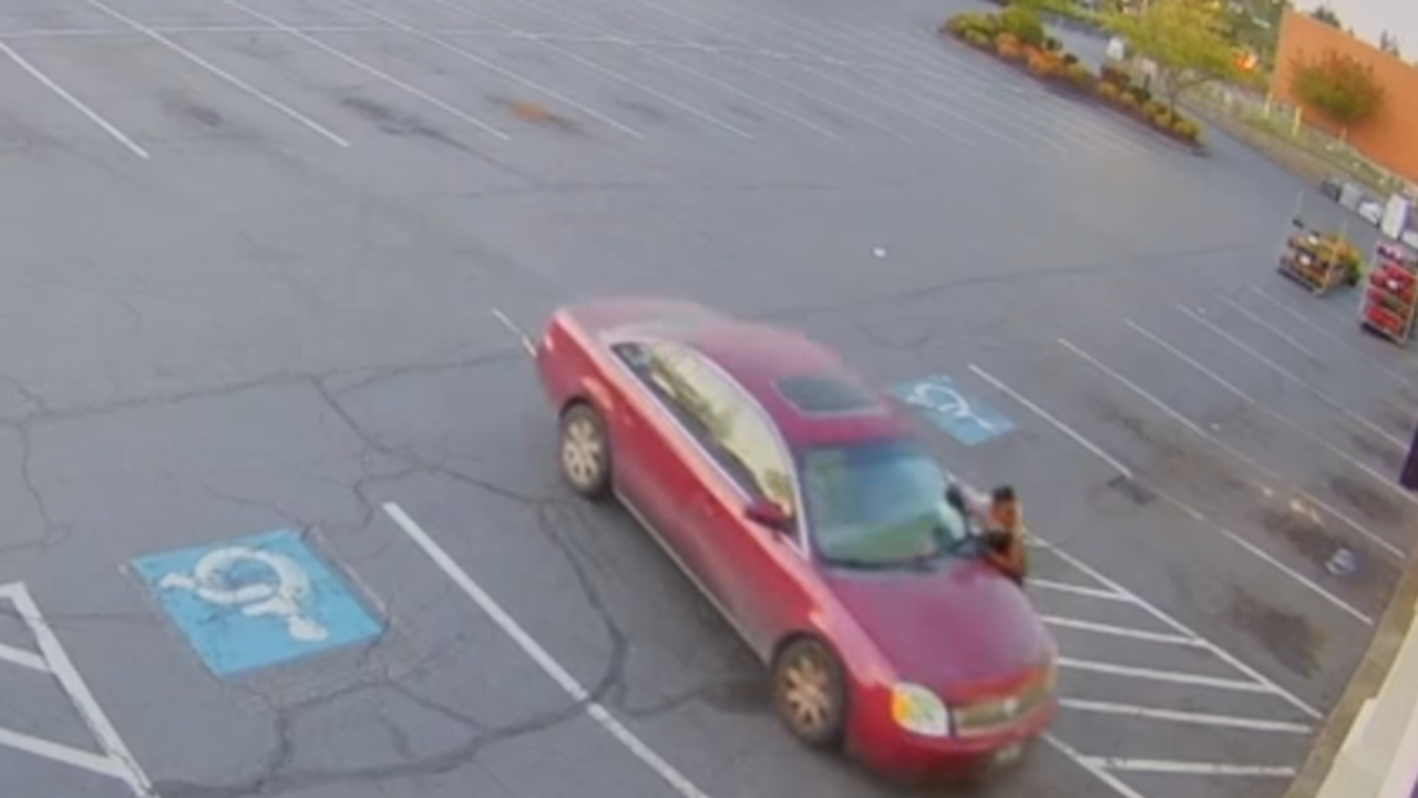 car tow goes wrong in parking lot