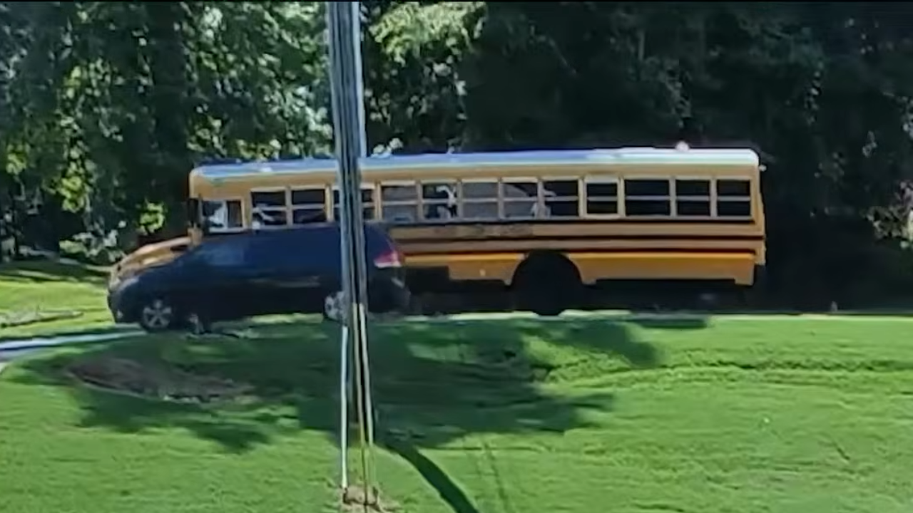 SUV won't stop for school bus