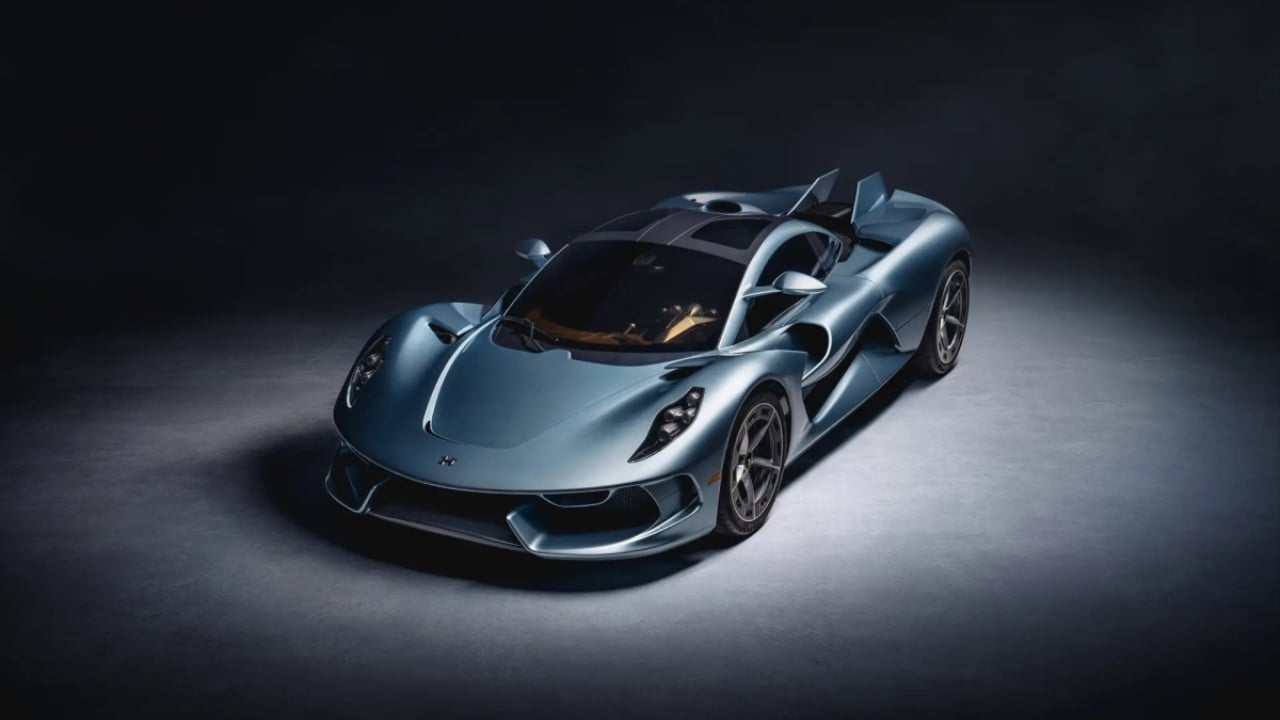Hennessey Blackbird Front View