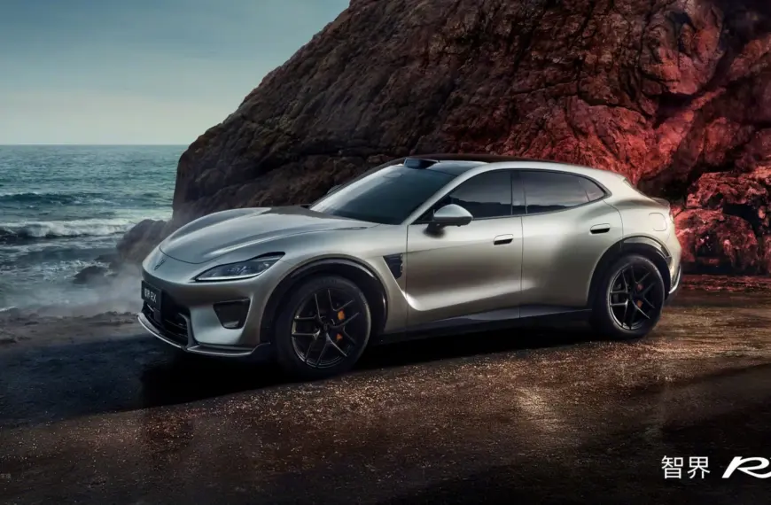 Chinese EV Packs 585 HP, A Lexus-Sounding Name, And Ferrari-Like Styling