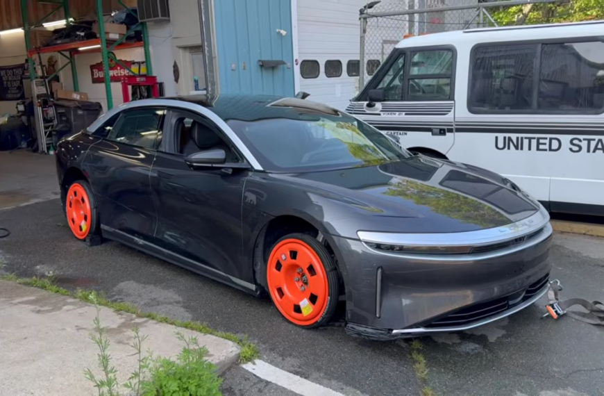 Man Buys $140,000 Lucid For $4,100, Then Learns Why Repairing It May Be The Biggest Challenge