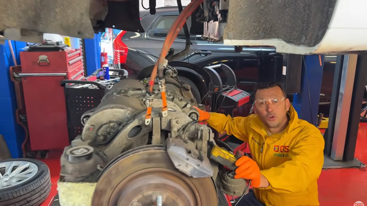 Mechanic Revives High-Mileage Tesla Model S After Tracking Down Rear Motor Fault