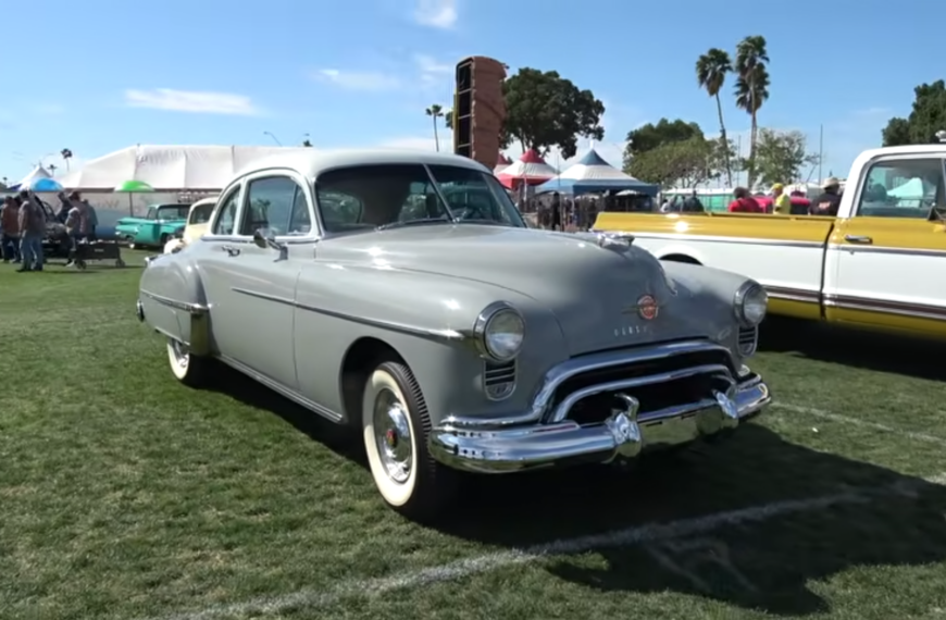Man Spent Nine Years Restoring This 1950 Oldsmobile Rocket 88