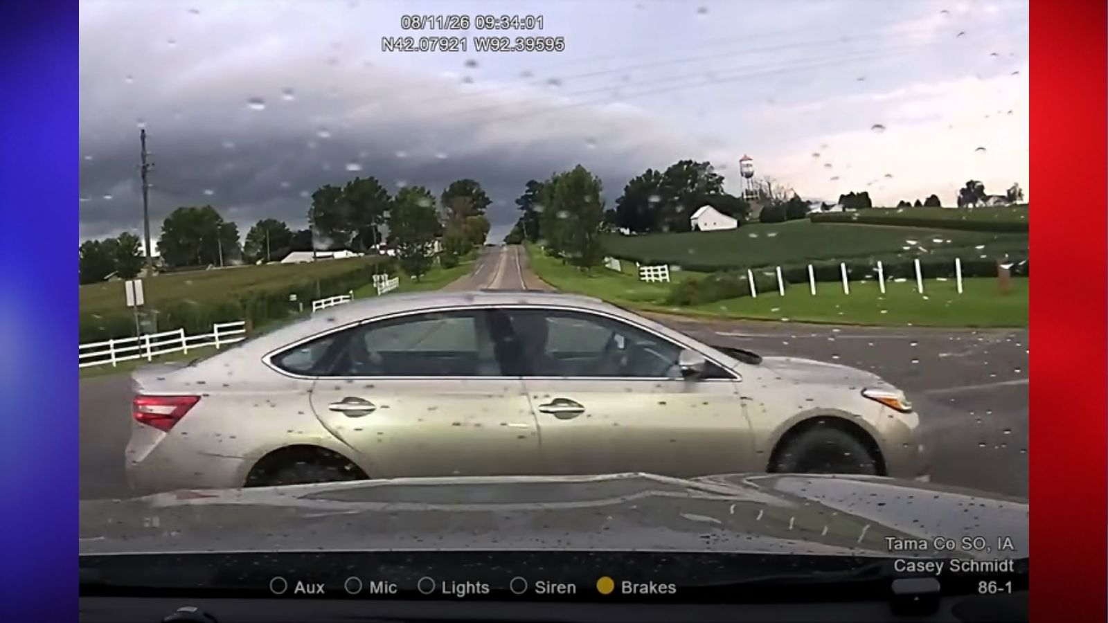 Sheriff Narrowly Avoids Crash After Driver Runs Stop Sign