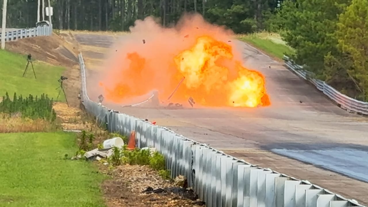Tesla Cybertruck Crash Test Fire