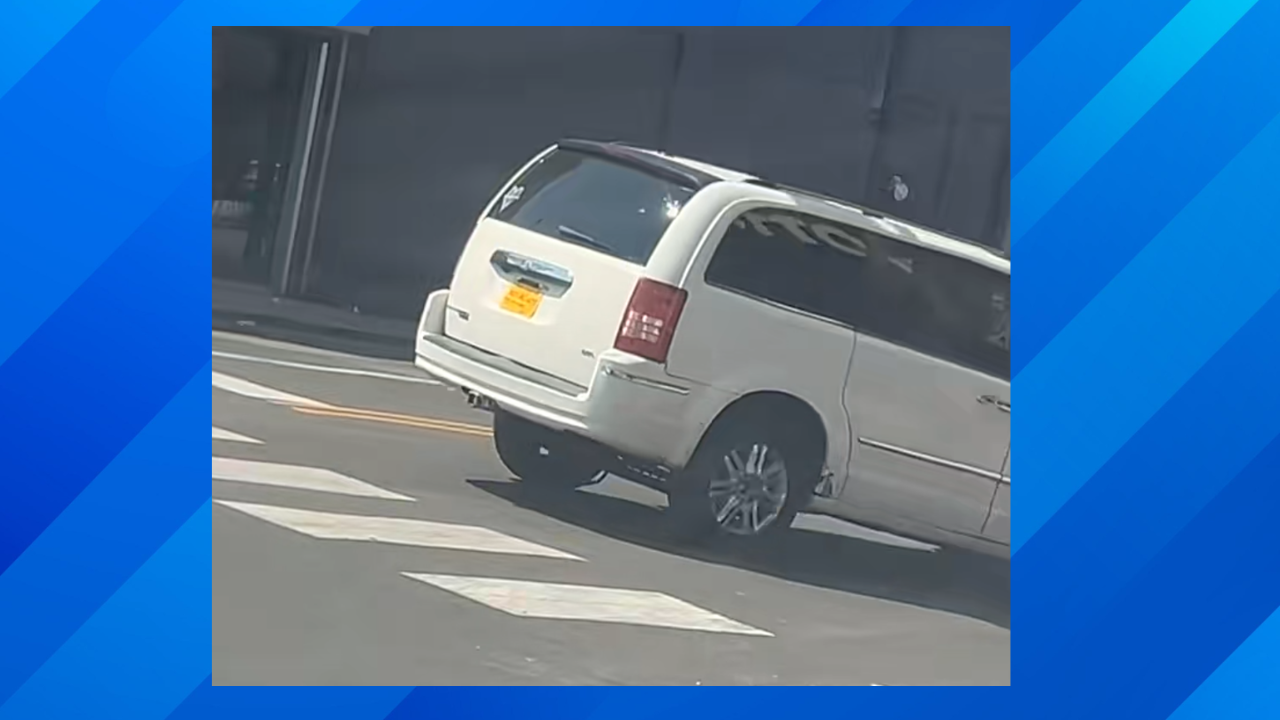 car limping through traffic
