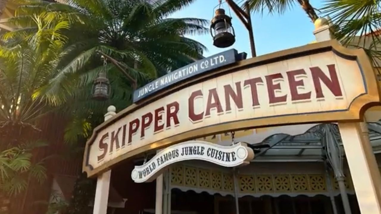 WDW Magic Kingdom Skipper Canteen 1