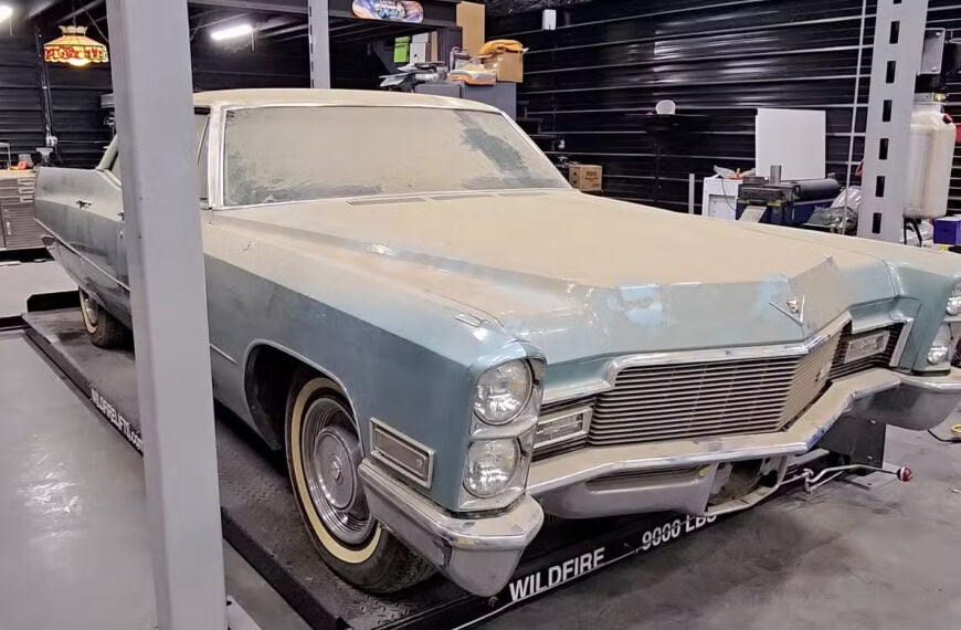 Low-Mileage 1968 Cadillac DeVille Is Brought Back To Life After Spending 14 Years In A Barn