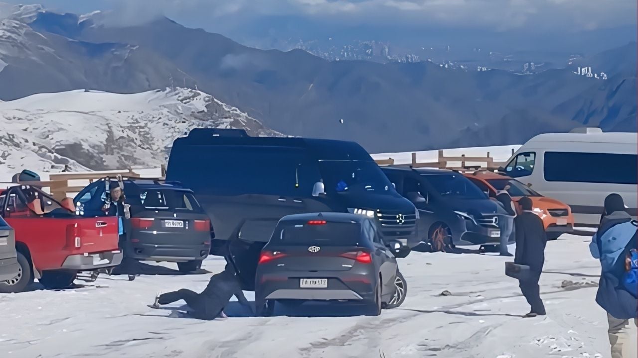 car-sliding