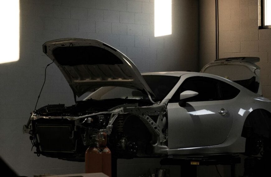 Mechanic Explains Why He’s Been Forced To Close Down His Shop