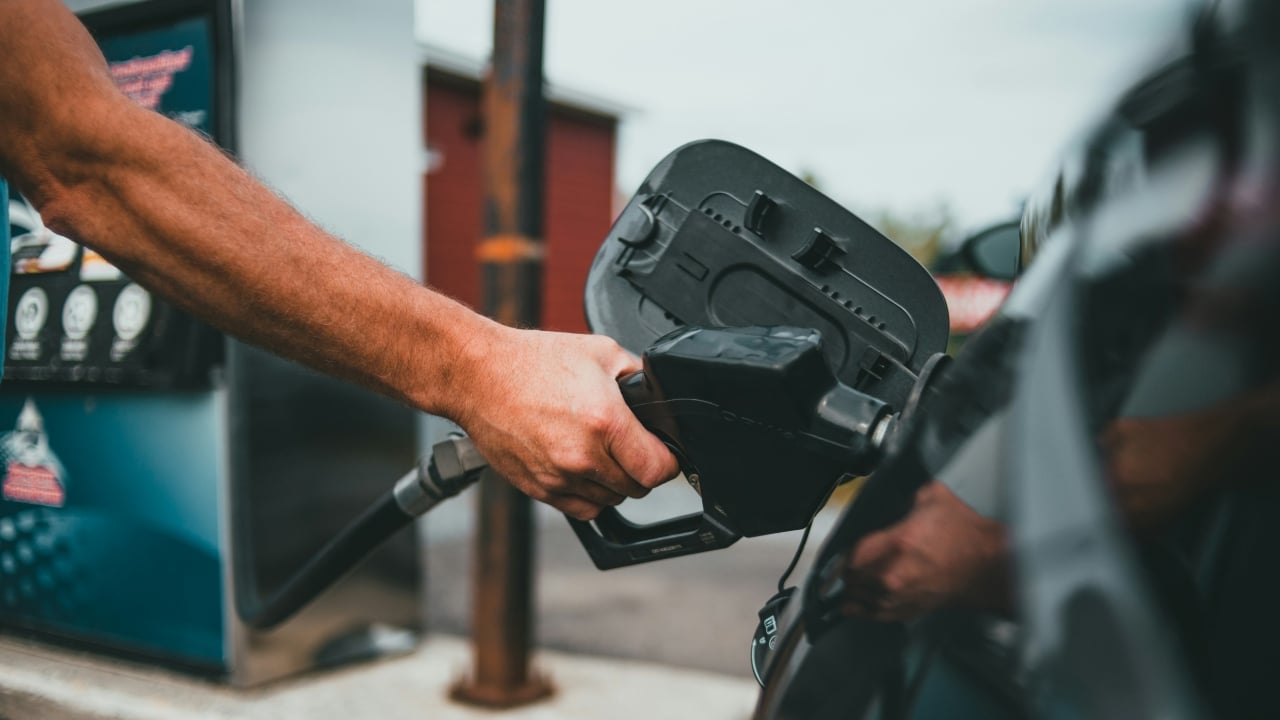 erik-mclean-VtHK0R6sARg-unsplash