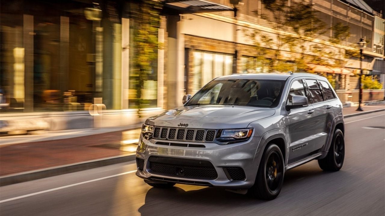 2020 Jeep Grand Cherokee Front View