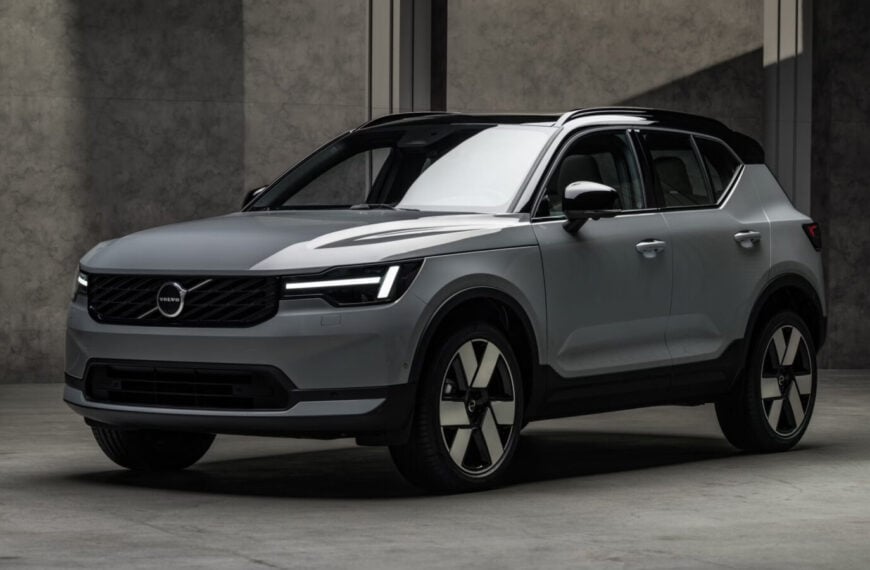 Volvo Once Planned To Go EV-Only By 2030 — Now It’s Refreshing The ICE XC40 Instead