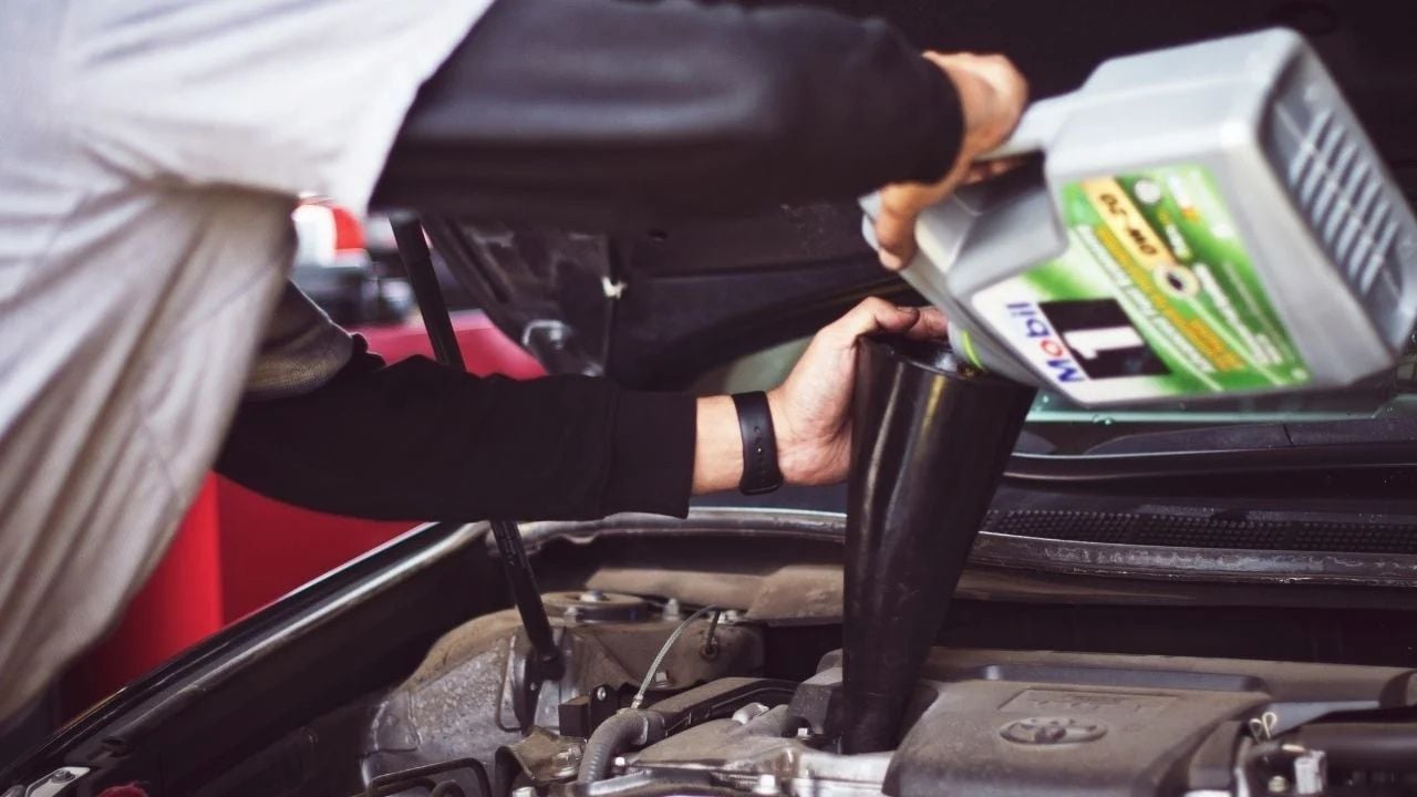 Checking-and-changing-your-oil-is-important-to-engine-health V2