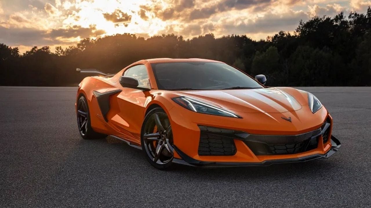 Corvette C8 Z06 Front View