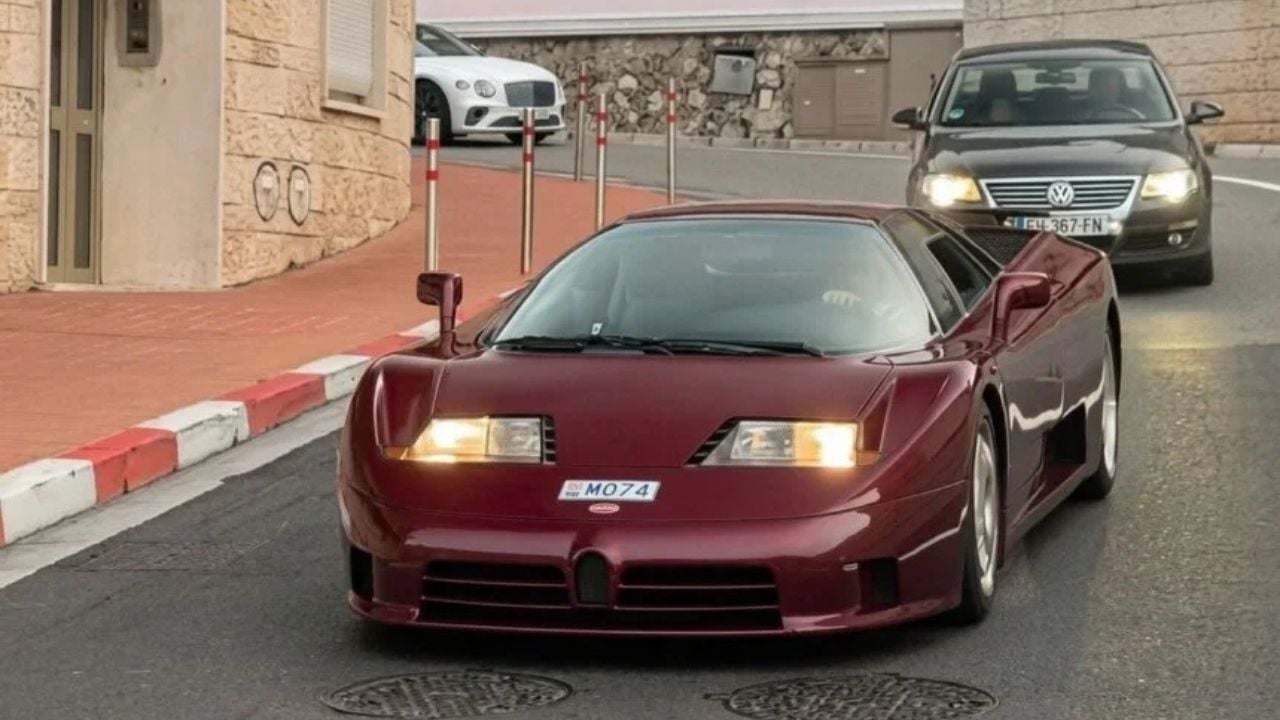 Fernando Alonso Bugatti EB110