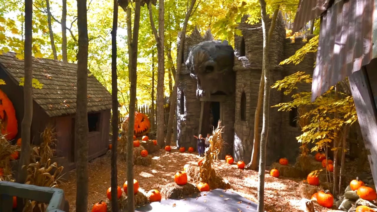 GH Haunted Overload DeMerritt Farm Le New Hampshire 1