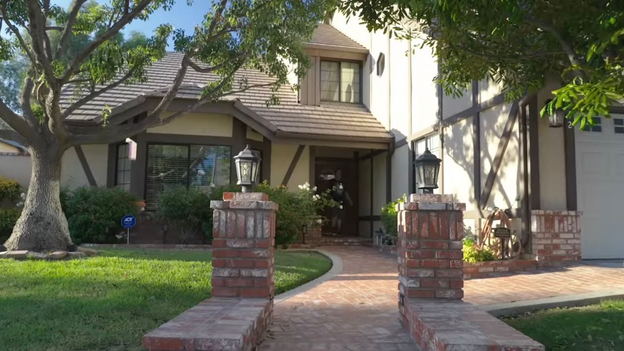 GH Poltergeist House Simi Valley CA