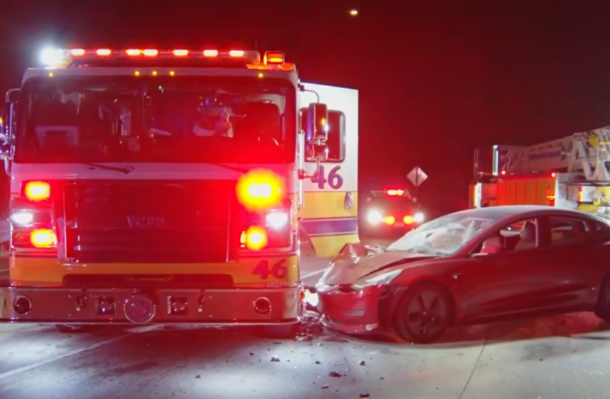 Tesla Slams Into Fire Engine as 3 Suspected DUI Drivers Crash at Same California Freeway Scene