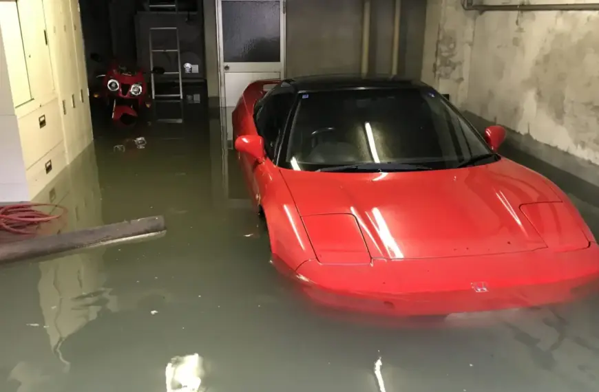 This High-Mileage NSX Was Flood-Damaged ‘Junk’ — Still Sold For Serious Money At Auction
