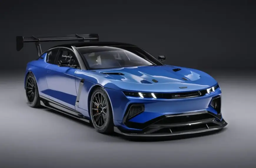 Jensen Interceptor GTX Features A Massive Wing And An American V8 That Houses 960 Horses
