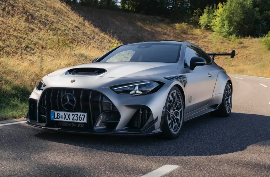 Mercedes-AMG CLE 646 Spezialanfertigung Proves That AMG Hasn’t Been Completely Tamed